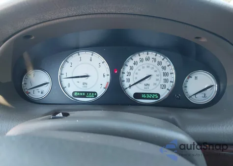 2003 Chrysler 300M из США, поврежденный, VIN 2C3HE66GX3H512994